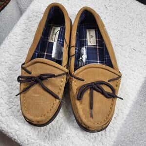 NEW Staheekum Women's Eden Flannel Slippers in wheat suede womens size 10